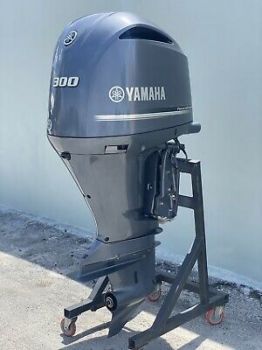 Yamaha Four Stroke 300HP Outboard Engine-thumb